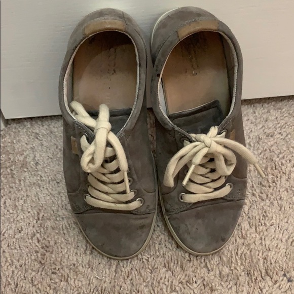 Shoes - Picture 2 of 2